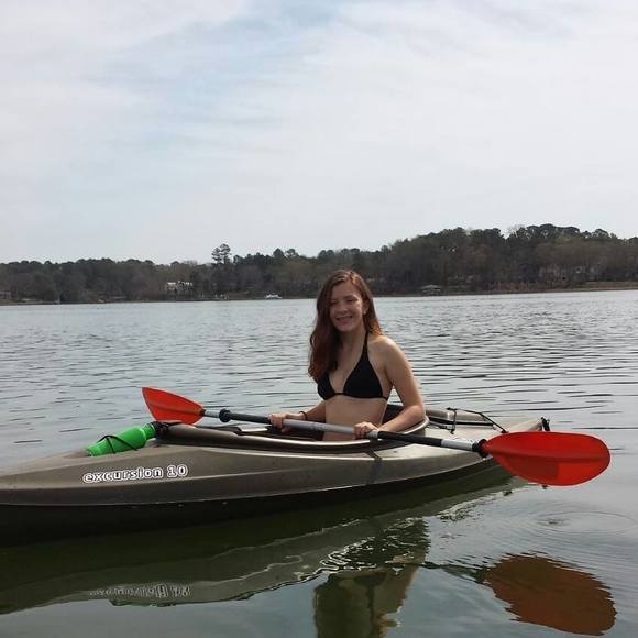 Meet your Posher, Liz