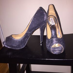 NWOT Badgley Mischka Peep toe pumps.