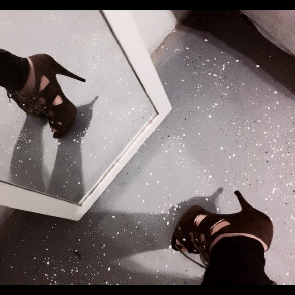 Guess open toe pumps - Picture 3 of 3