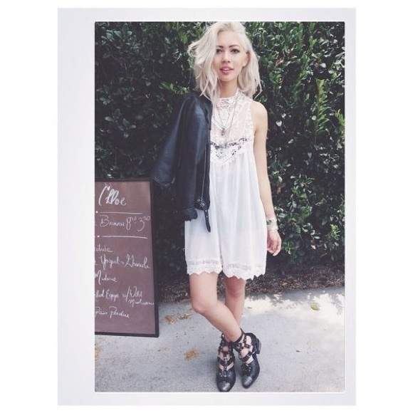 ❌ SOLD ❌ Jeffrey Campbell Temeku Sandals - Picture 2 of 4