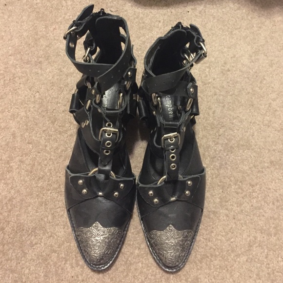 ❌ SOLD ❌ Jeffrey Campbell Temeku Sandals - Picture 3 of 4