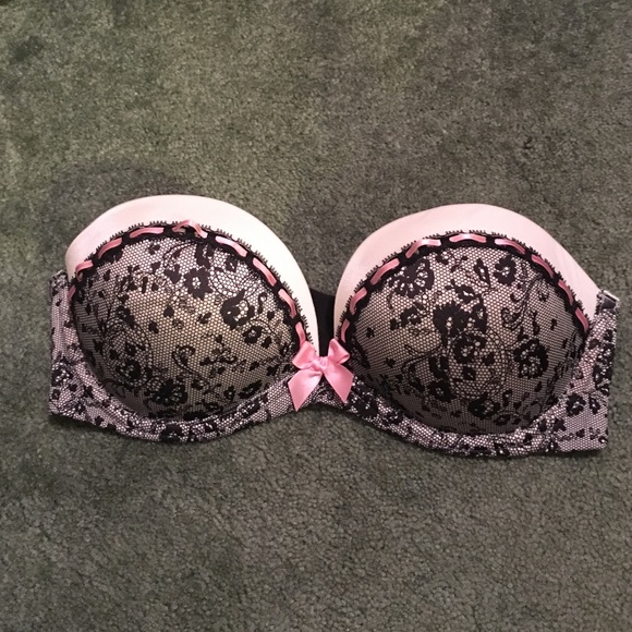 Victoria Secret Very Sexy Strapless Bra 32C