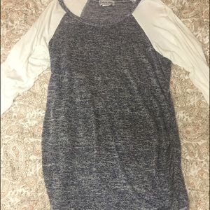 Raglan T