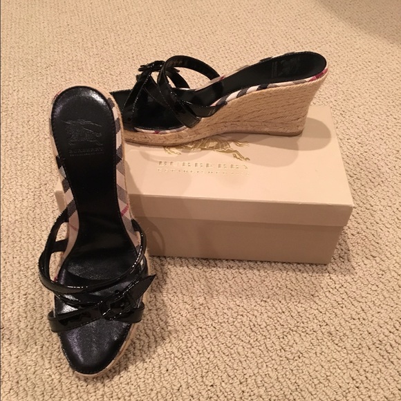 BURBERRY Wedge Espadrilles Black Patent Size 10