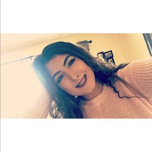 Meet your Posher, Rhiannon