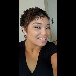 Meet your Posher, Mimi