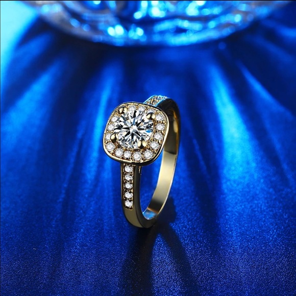 18kt gold plated cubic zirconia ring