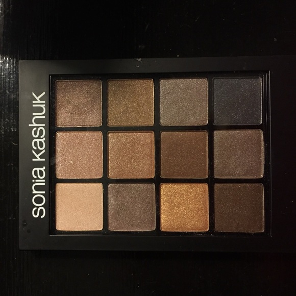 SONIA KASHUK NEUTRAL EYESHADOW PALETTE