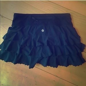 Lululemon skirt size 2 euc