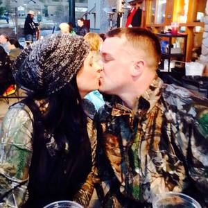 Meet your Posher, Adrienne