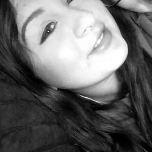 Meet your Posher, Desireé