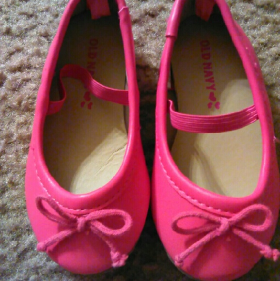Old Navy Toddler Shoes Size 5