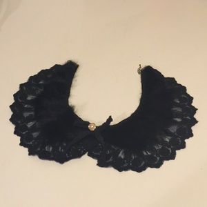 Black Peter Pan Collar