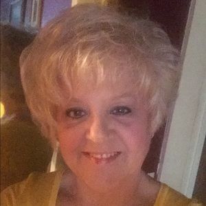 Meet your Posher, Neva