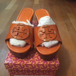 Tory burch tangerine patti wedges