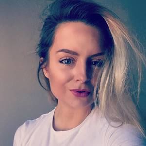 Meet your Posher, Ivona