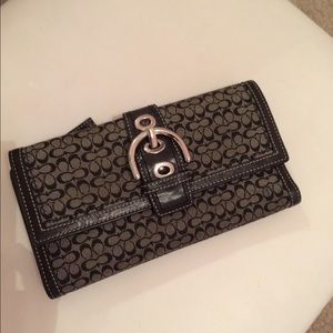 Coach wallet