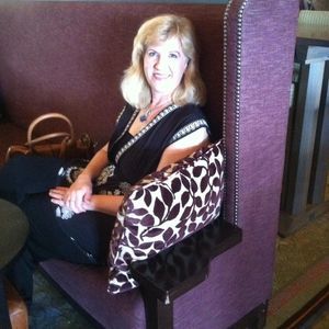 Meet your Posher, Anna