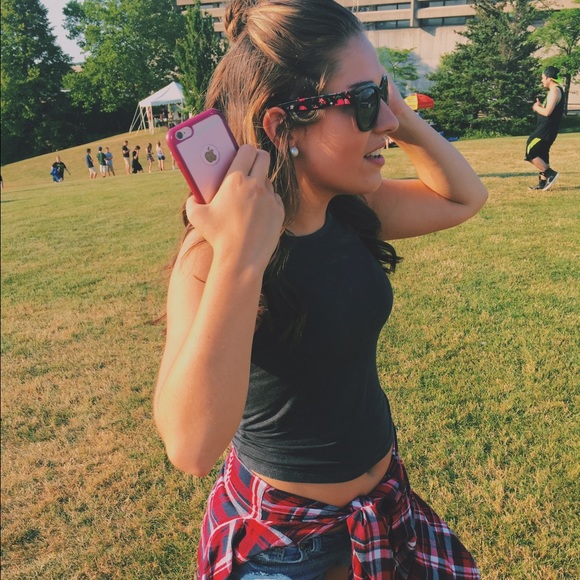 Meet your Posher, Marissa