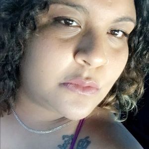 Meet your Posher, Alexandra