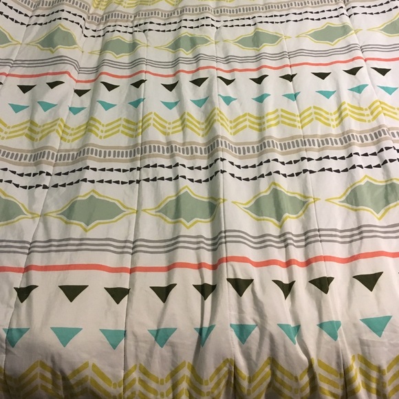 Twin xl tribal print comforter