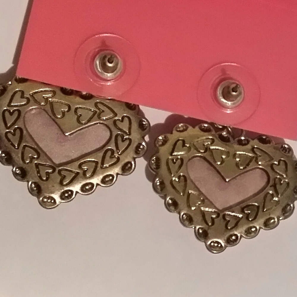 Betsey Johnson kiss xox heart-shaped earrings - Picture 3 of 8