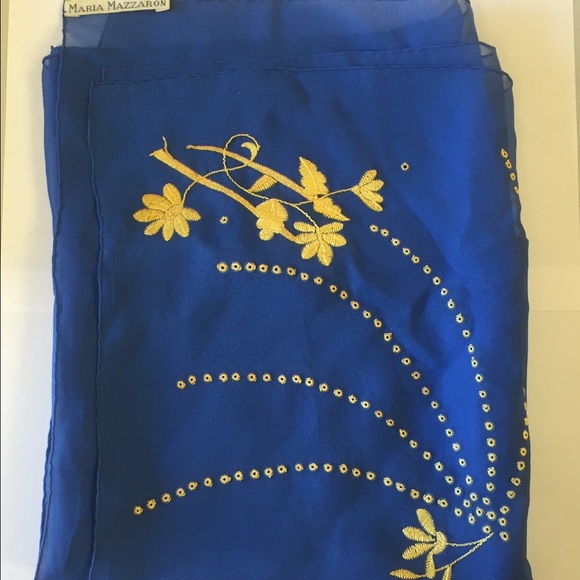 Vintage Maria Mazzaron Scarf 33x33.5