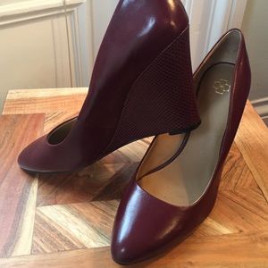 Ann Taylor oxblood wedges 9.5
