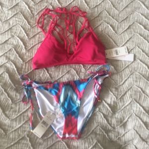 PilyQ Strappy Bikini Set