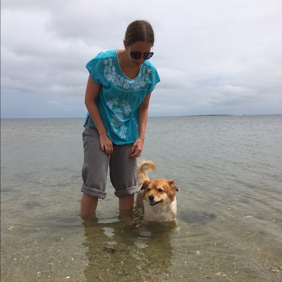 Meet your Posher, Julia - Picture 3 of 4