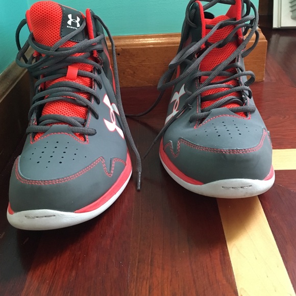 basketball shoes under armour