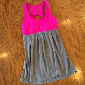 Lululemon top Sz 4!