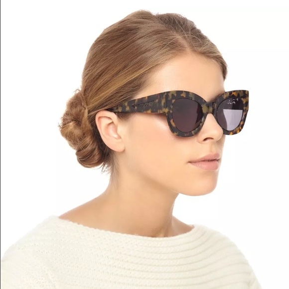 Karen Walker Northern Lights Tortoise Shell - Picture 3 of 4