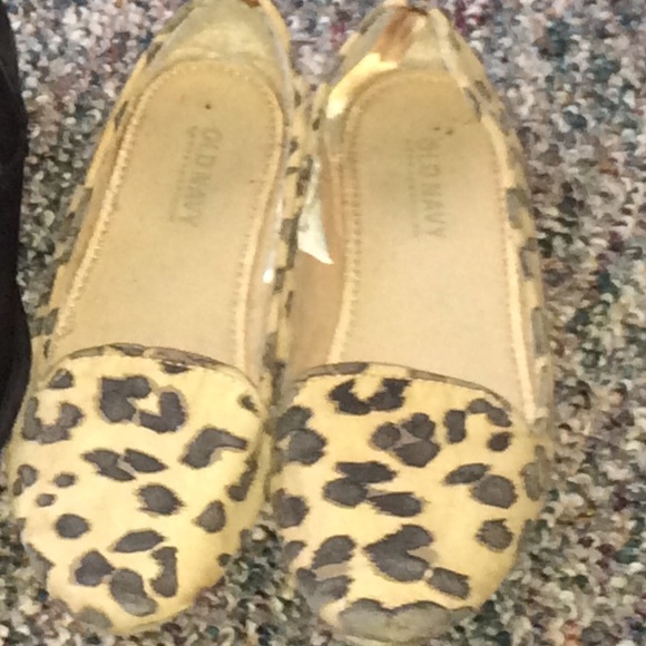 Girls leopard print flats