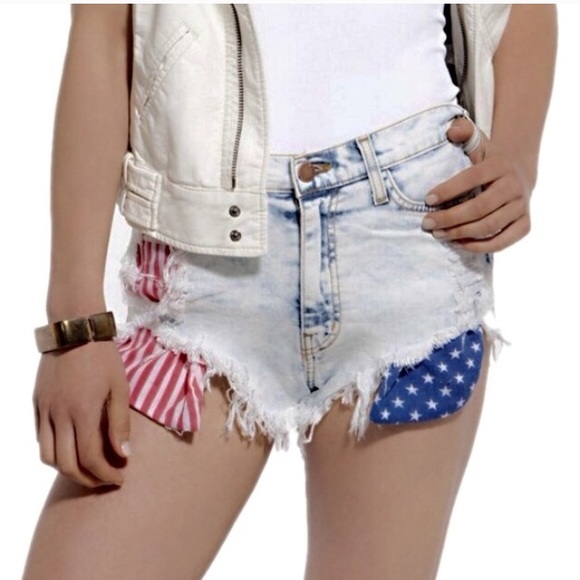 AKIRA Pants - Akira American flag pocket shorts
