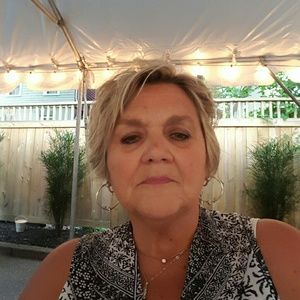 Meet your Posher, Marcia