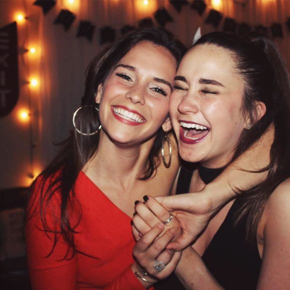 Meet your Posher, Sabrina