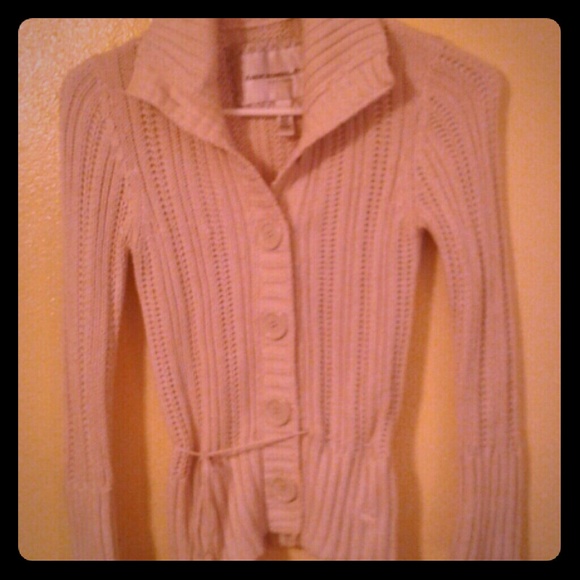 ABERCROMBIE CREAM COLOR BUTTON UP - Picture 1 of 3