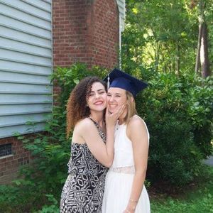 Meet your Posher, Deena