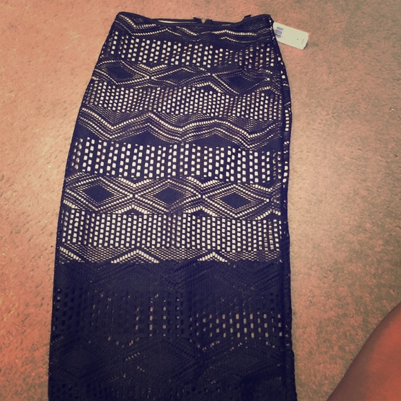 Black and taupe pencil skirt