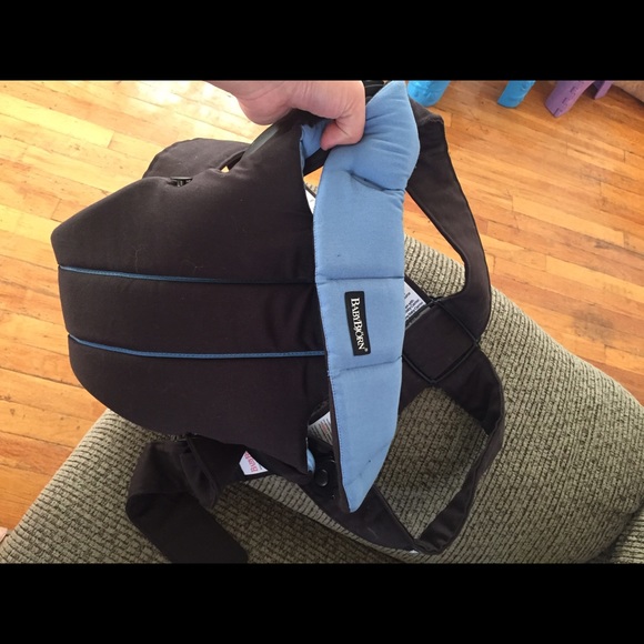 Baby bjorn blue and black