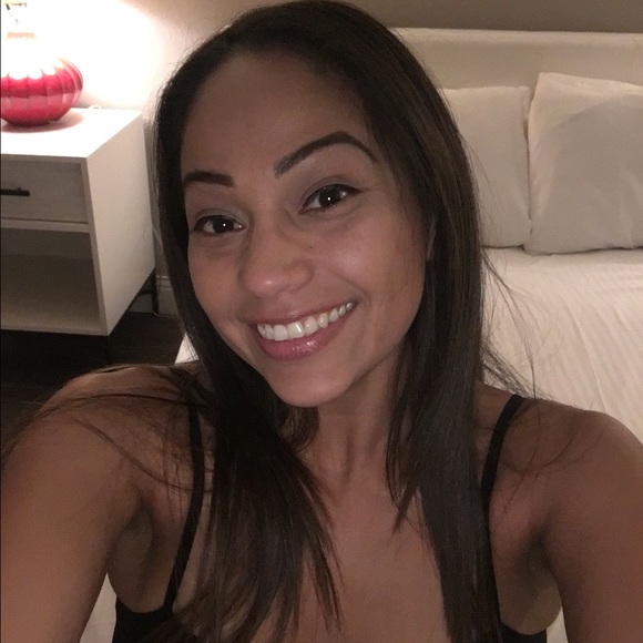 Meet your Posher, Yvonne - Picture 1 of 1