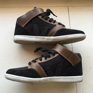 VEJA black high sneakers