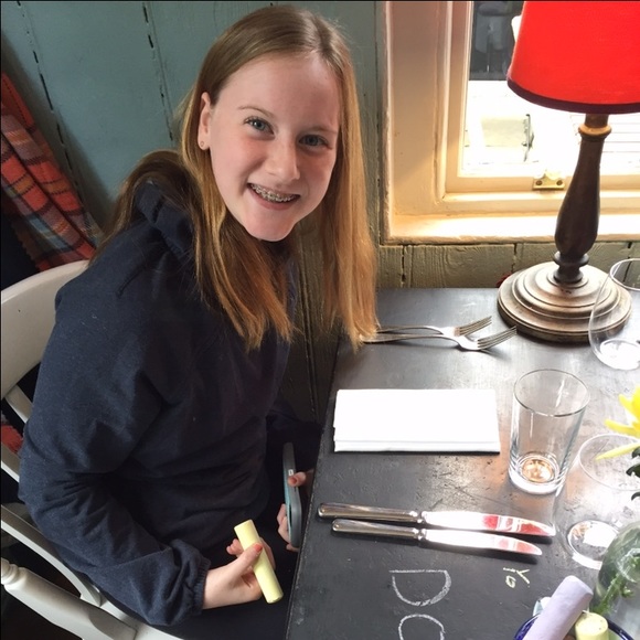 Meet your Posher, Elizabeth - Picture 1 of 1