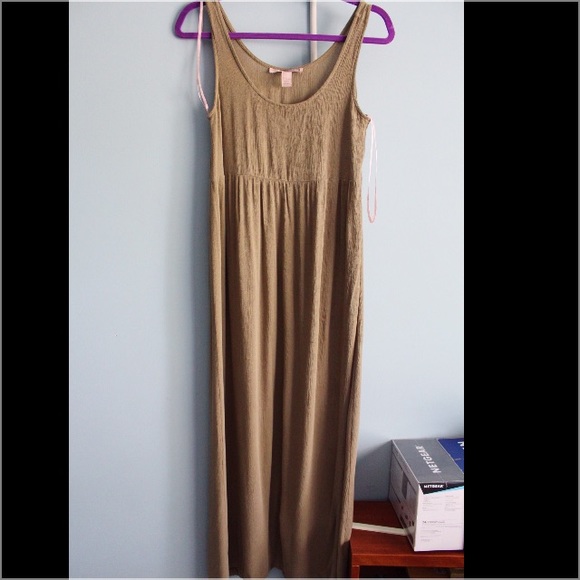 Green Sundress - Picture 2 of 2