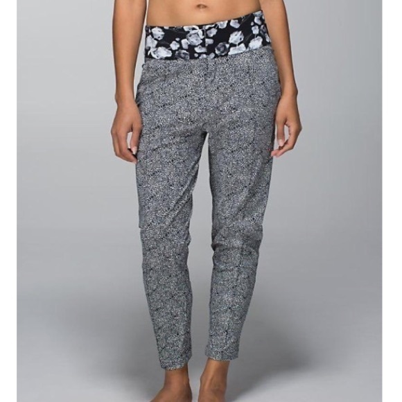 SOLD✔️ Lululemon Departure Pant Size 8