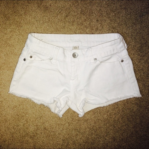 White Jean shorts - Picture 1 of 3