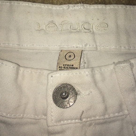 White Jean shorts - Picture 3 of 3