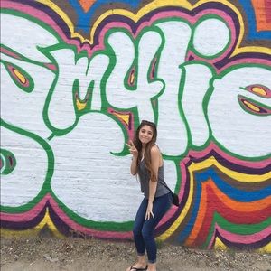 Meet your Posher, Katie