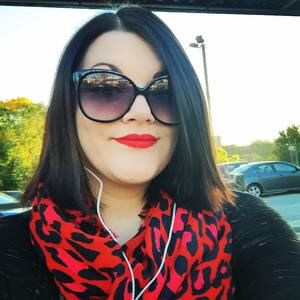 Meet your Posher, Jenn